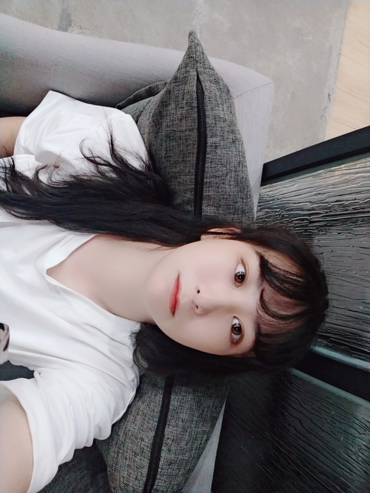 CC会嘻嘻-福建省·厦门市·翔安区-快手，***，抖音-年龄19，身高163，大学生一枚。
特长就是会拍照会p图会剪辑视频。
可接寄拍、网拍、买家秀（淘宝，拼多多都可）、开箱测评、种草笔记等……
古风（汉服）、韩版、可爱、文艺、学院等风格都可驾驭。大学生赚