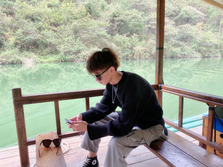 🍃一只阿达🌟你的万能微商-浙江省·温州市·瓯海区-抖音-小白一名 想接接寄拍买家秀等服装穿搭类！ 偶尔拍拍抖音视频 慢慢入行尝试一下 抖音粉丝2800