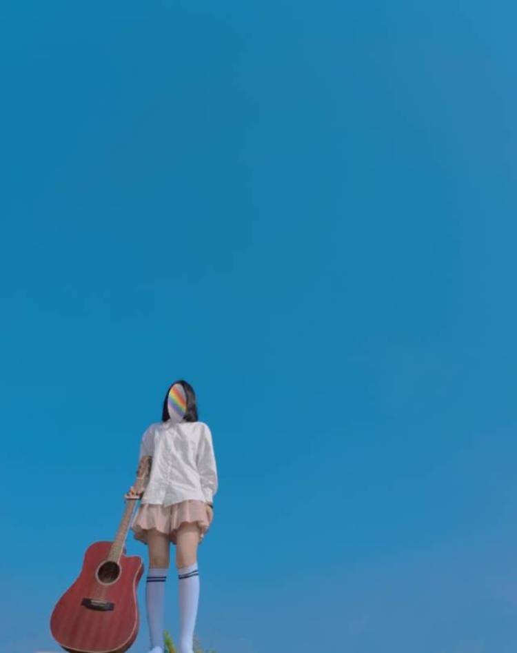 莉莉安-广东省·广州市·白云区--没有过网拍经历，但个人一直非常喜欢拍照，呀哈，一个爱摄影的美术生