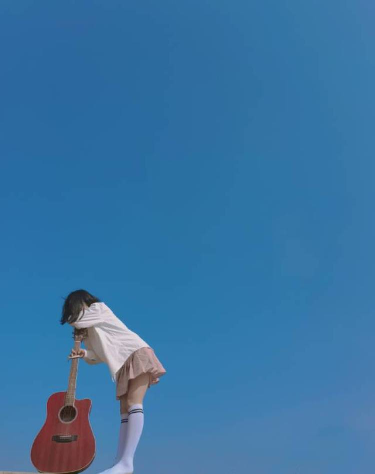 莉莉安-广东省·广州市·白云区--没有过网拍经历，但个人一直非常喜欢拍照，呀哈，一个爱摄影的美术生