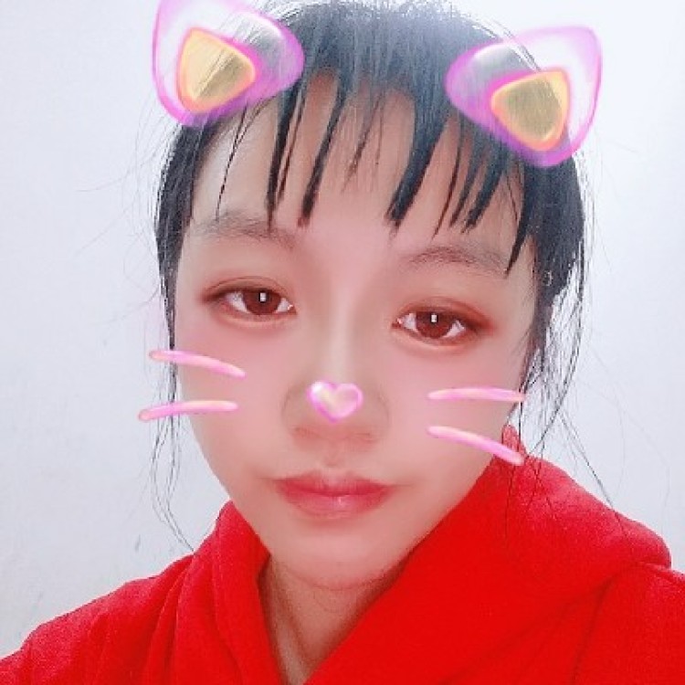 红皇后-福建省·厦门市·同安区--我叫小玲来自厦门我的梦想想成为模特。爱好唱歌聊天。打羽毛球排球
