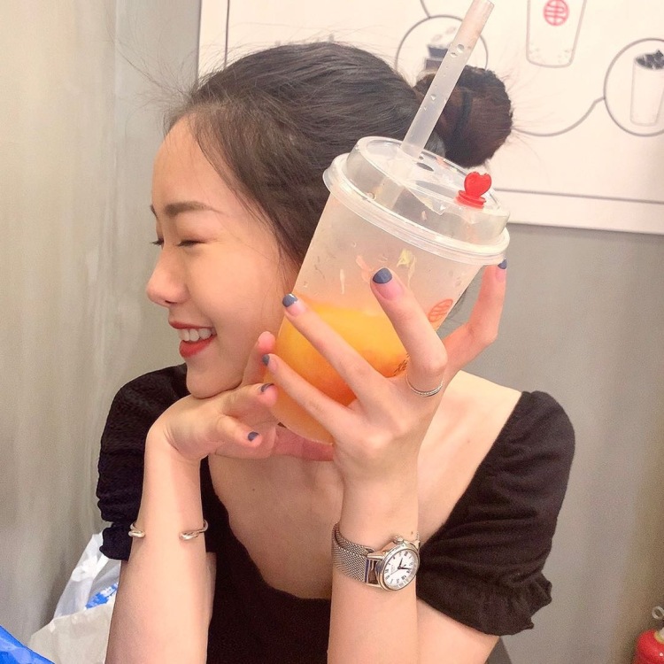 范小胖summer🌸-广东省·广州市·天河区-某红薯-挣点生活费,会p图,视频跟照片差别不大
对待工作很负责,诚实守信,勤劳认真,欢迎各位老板找我合作,这是我的荣幸,谢谢你们