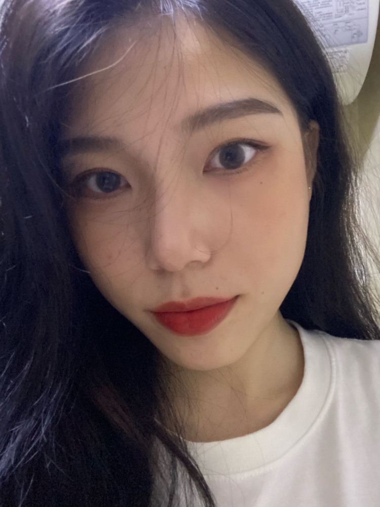 175的詹姆斯是嘎嘎老婆-广西壮族自治区·南宁市·西乡塘区-抖音，微博，***-学生
 喜欢拍照，喜欢穿搭，可以接受网店寄拍，探店打卡，饰品测评，视频拍摄等等
