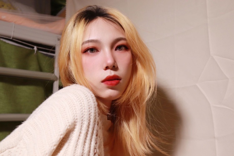 175的詹姆斯是嘎嘎老婆-广西壮族自治区·南宁市·西乡塘区-抖音，微博，***-学生
 喜欢拍照，喜欢穿搭，可以接受网店寄拍，探店打卡，饰品测评，视频拍摄等等