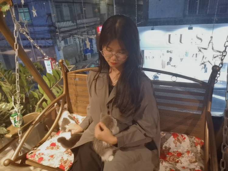 奕宁.-广东省·揭阳市·普宁市--现在是学生，可以做一些买家秀什么的，其他的有需要也可以学的兴趣喜欢拍拍照片和唱唱歌啥的