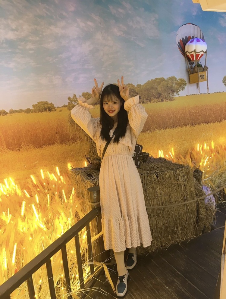 小Monkey-广东省·广州市·番禺区--153cm 43kg
日常穿搭甜美风，气质风都可以
接买家秀 开箱都可以