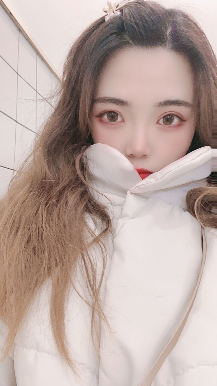 倪酱-浙江省·温州市·乐清市--身高168cm.120斤，微胖，可做微胖模特，长相可盐可甜，会拍照，会p图。***的星座博主，互动很高