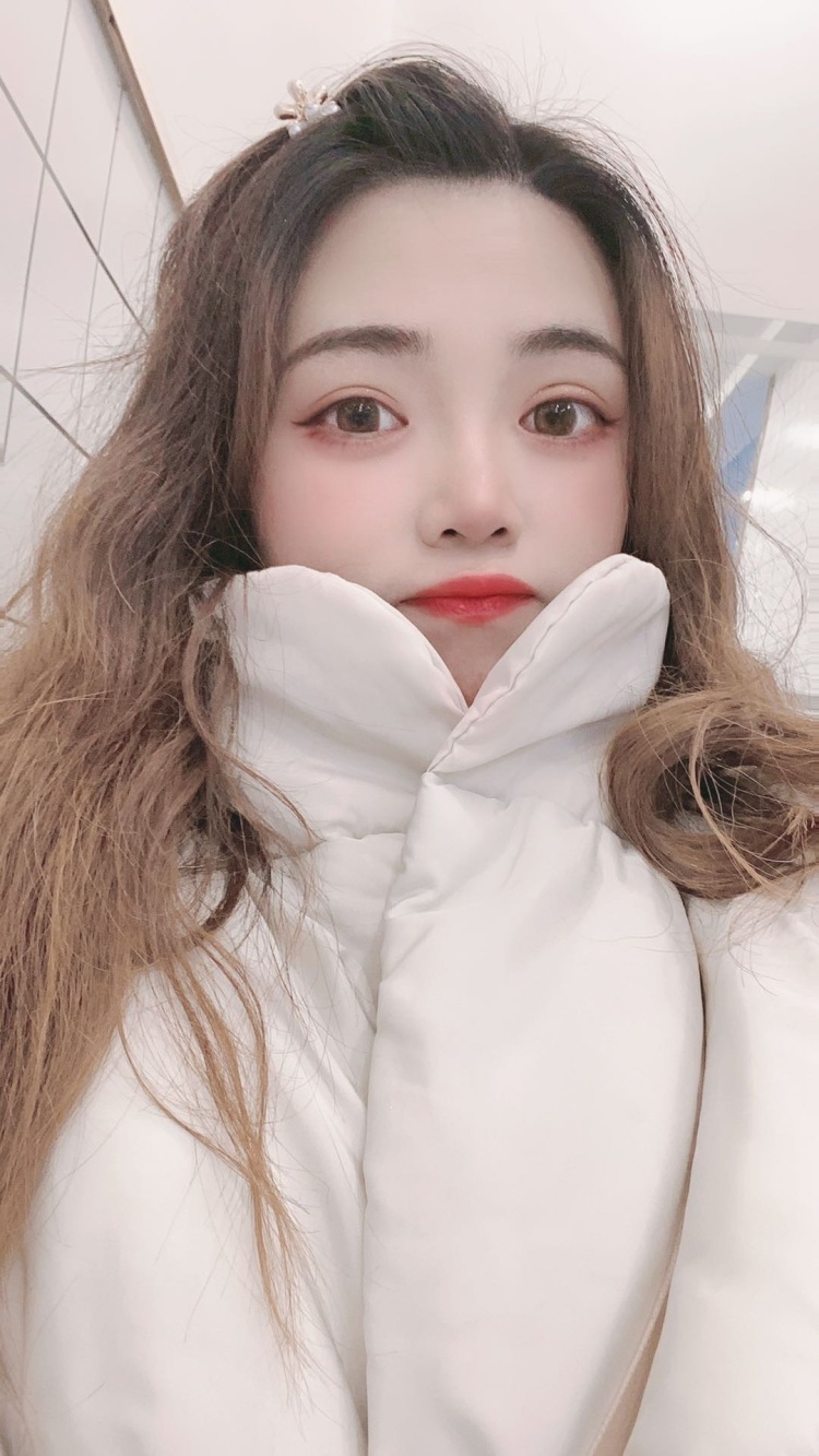 倪酱-浙江省·温州市·乐清市--身高168cm.120斤，微胖，可做微胖模特，长相可盐可甜，会拍照，会p图。***的星座博主，互动很高