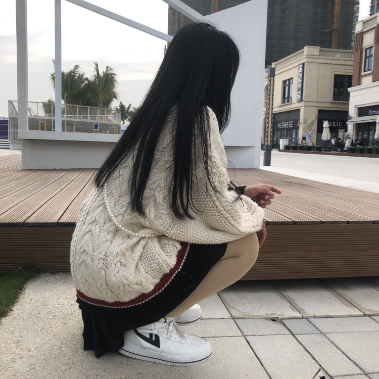 今天也很困呢.🧸-广东省·湛江市·霞山区-快手-可接网拍.可种草，可拍短视频o身高160.体重108.接合作啦.要的联系我啊.
