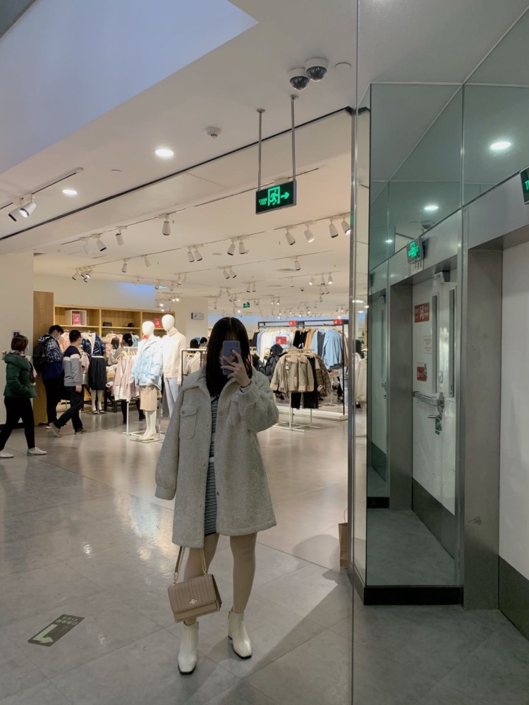 你好小丸子-北京市·北京市·海淀区--一个看着舒服的普通女孩子。可接买家秀、测评、网拍等活动，具体细节私聊。