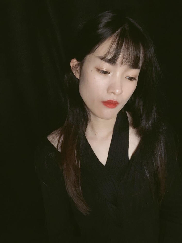 梦瑶-浙江省·温州市·乐清市-抖音 微博 *** 快手-喜欢拍照拍视频 可接买家秀 寄拍 短视频vlog创作 免费试用 (衣服饰品类都可以)