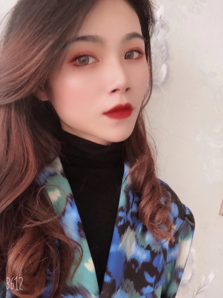 Danna-宁夏回族自治区·银川市·兴庆区-***、抖音、快手-我是一位辣妈，平时喜欢烘培🍮、美食教程分享、唱歌🎤！接单服务：买家秀、寄拍网拍送拍都可。