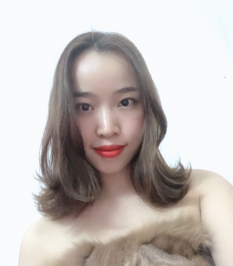 暖暖-广东省·河源市·源城区-暖暖-我喜欢拍照，皮肤比较好，笑容比较好看，也是个护肤达人，也能育儿经验。买家秀，开箱日历，平面模特，网拍模特，晒单分享，带货直播。