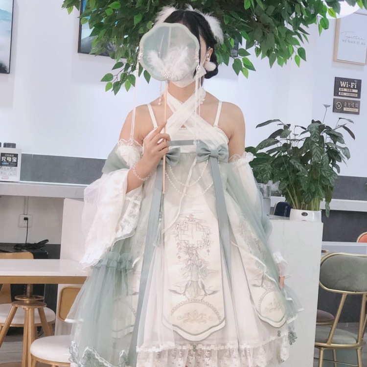 温柔~-江西省·萍乡市·湘东区-快手-开箱测评，拍照高级。种草。买家秀，卖家秀都可。接单，之后。迅速完成任务。，不用等。可拍二次元。或者时尚温柔。都可以驾驭。，身材。1米65。90斤。
