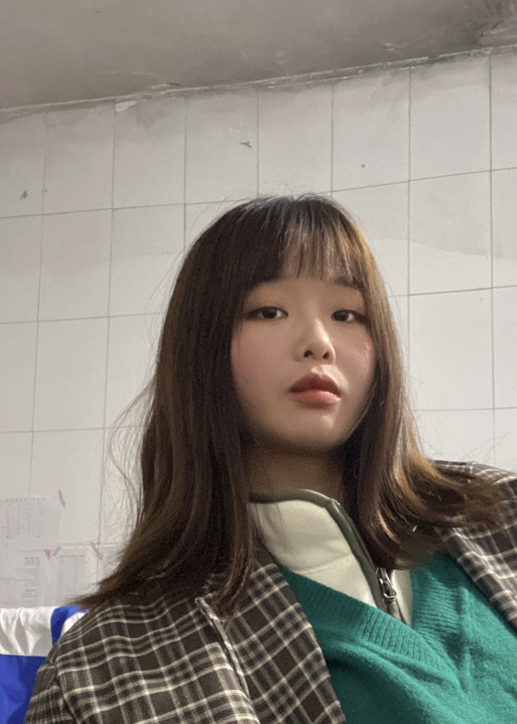 张慧霞-河南省·郑州市·金水区-抖音,***-身高176,体重125,是一名小学英语老师,喜欢尝试不同的风格,比较喜欢***,哈哈