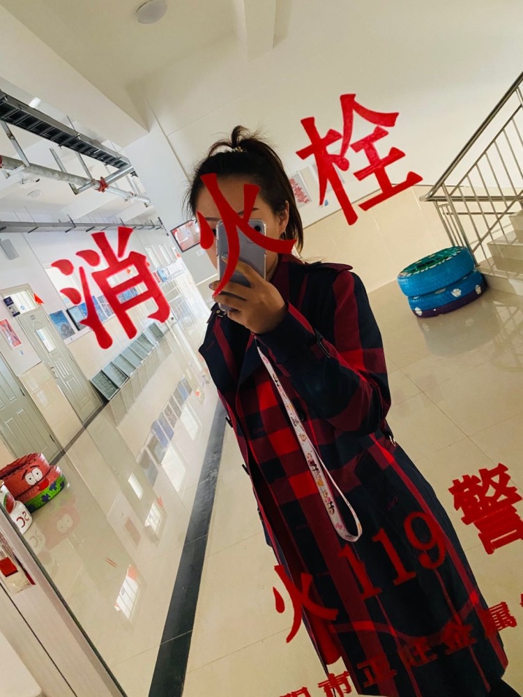 👿 臭臭小王 👿-吉林省·吉林市·丰满区--钢琴专业 喜欢美妆 有才艺 可测评化妆品 视频 拍照技术 修图技术优秀