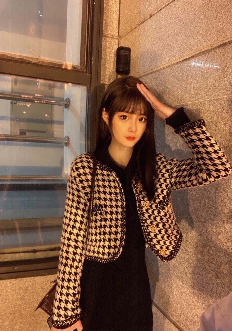 賏：-河南省·新乡市·辉县市-快手，抖音，***-我是寄拍模特，也是主播。可以接单买家秀，也可以店铺代播、开箱测评、平面模特兼职、品牌代言