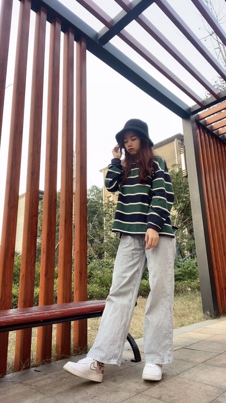 兔子-湖南省·长沙市·天心区-微博-买家秀，网拍，寄拍，态度好，出图快
身高165.体重96
除大尺度接各类风格