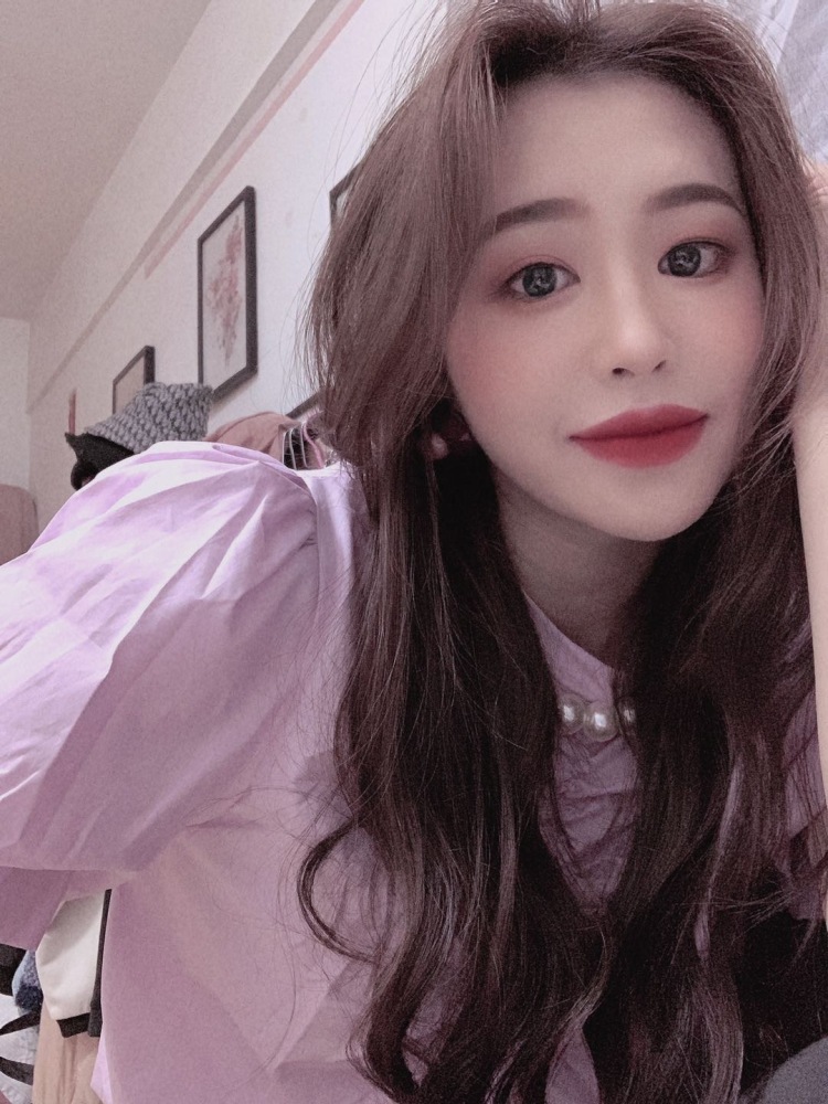 Lee🐈-广东省·汕尾市·城区-抖音,微博,***-接网拍 寄拍 饰品女装 风格多样 做事认真可长期合作 找我就对了~