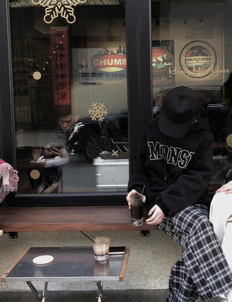 -excellent-广东省·潮州市·潮安区--个人爱好喜欢拍照 走到哪里拍到哪里 喜欢穿搭 会搭配衣服等，会P图 接网拍