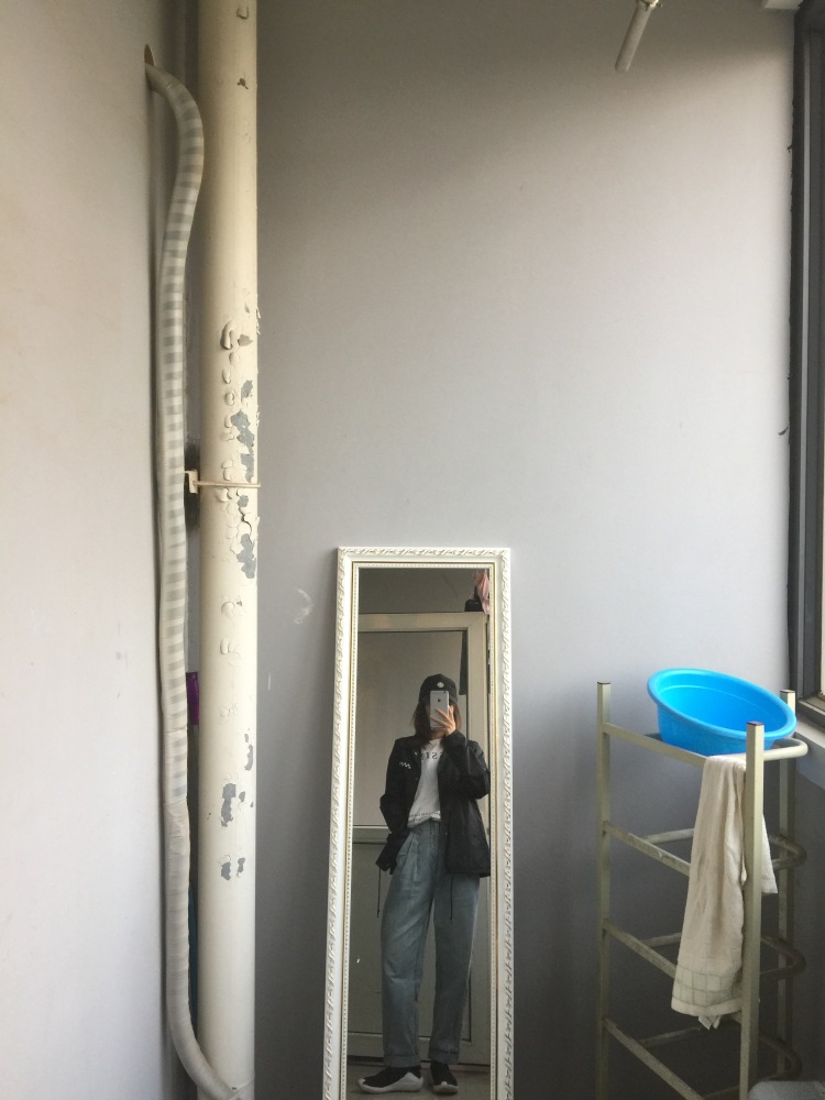 楠~-河北省·保定市·高阳县-***-新手小白
热爱拍照，喜欢穿搭拍，寄拍，送拍都可以！想要学习入门！