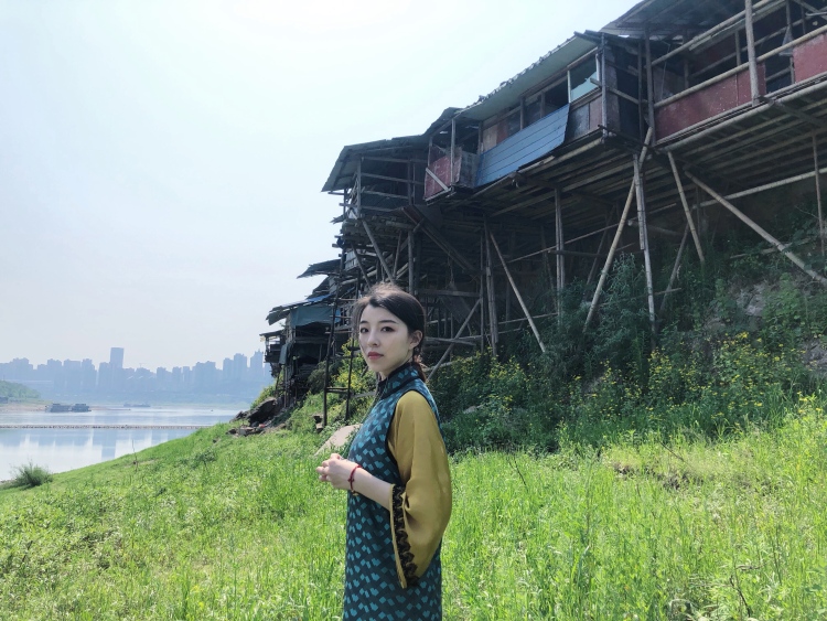 ^_^-重庆市·重庆市·江北区-抖音/微博/***-我是一位艺术教师,喜欢主持、唱歌、跳舞、探店、测评!接单服务范围:买家秀、免费试用、开箱测评、种草笔记、旅游打卡、游戏测评!