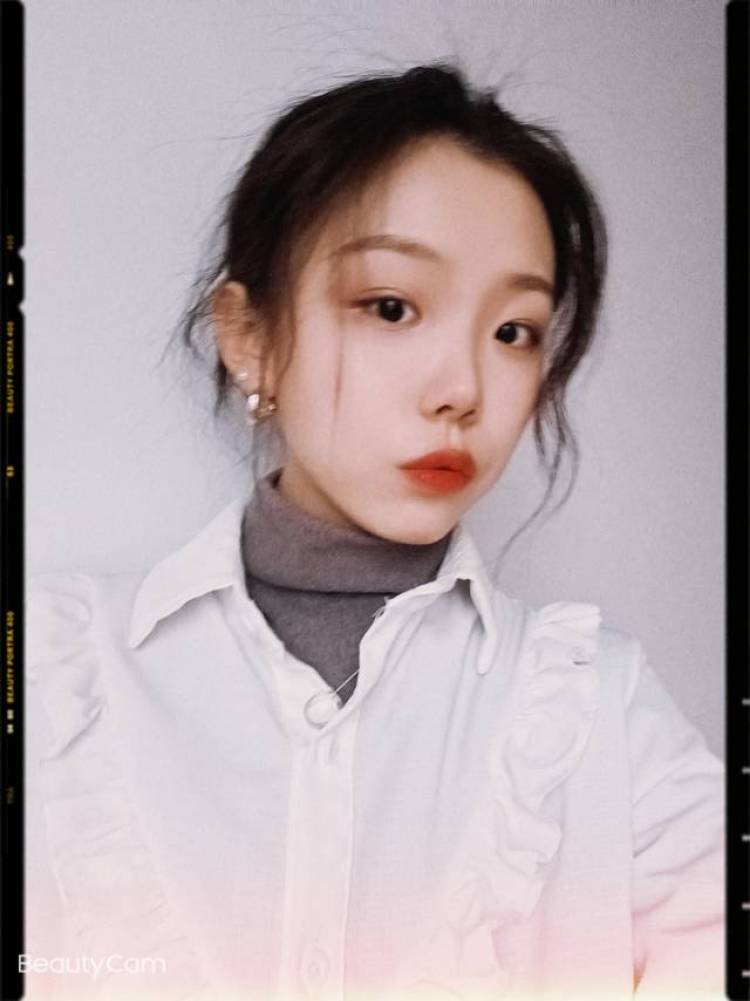 海的女儿🦊-山东省·滨州市·滨城区-抖音 *** 微博-身高171 体重50公斤 会拍照会修图 有锁骨 可做长期网拍模特 手模 有需要可以滴滴我