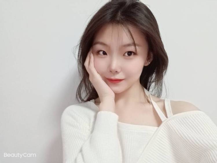 海的女儿🦊-山东省·滨州市·滨城区-抖音 *** 微博-身高171  体重50公斤 会拍照会修图 有锁骨 可做长期网拍模特 手模 有需要可以滴滴我