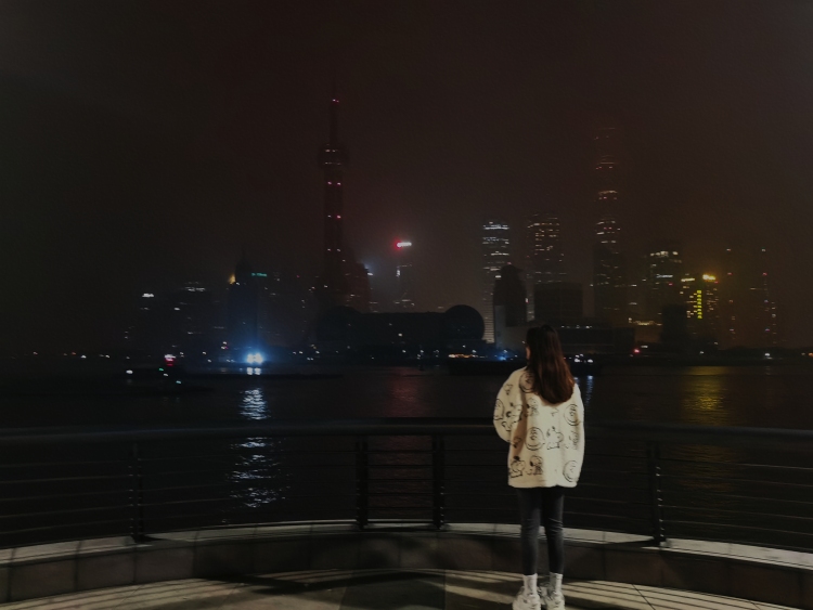 阁主-上海市·上海市·浦东新区-抖音，微博，***-擅长拍照，修图
寄拍，买家秀等都可谈合作
脾气性格好，可以长期合作
