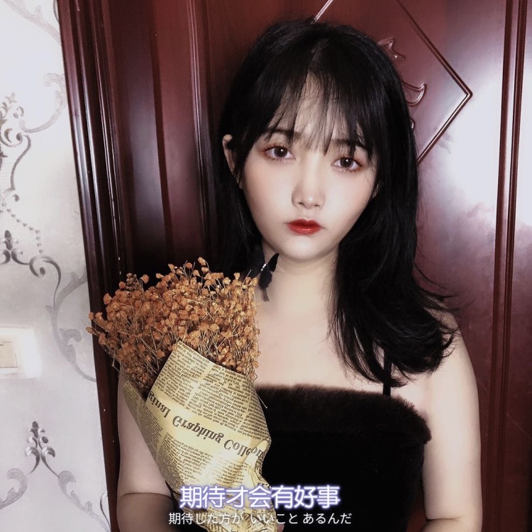 筱柒呀-重庆市·重庆市·渝北区-抖音-短视频推广,网红探店,衣服化妆品饰品测评,买家秀,做过主播会唱歌,有音乐人认证,可以拍抖音(粉丝2000+),***,微博(粉丝6000),会修图,会制作视频,根据物品选择适合的拍摄场景或者背景