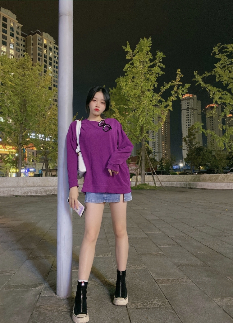 ----湖南省·衡阳市·耒阳市--平常喜欢拍照，想尝试各种风格，会修图会剪视频，想接寄拍网拍赚点零花钱