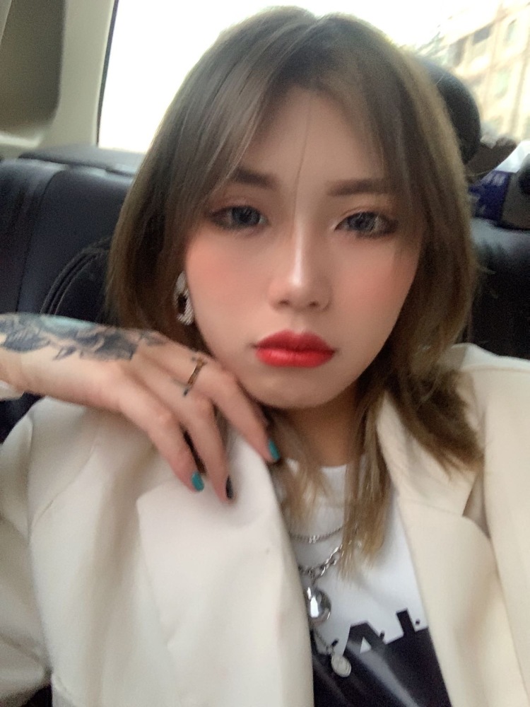 欣哥-湖南省·郴州市·临武县-抖音 快手 微博 ***-湖南郴州 165/40
淘气值700+
拍摄设备苹果XR
淘宝等级3⃣️💎
🉑️拍淘宝买家秀 寄拍 开箱测评 推广等都可以
