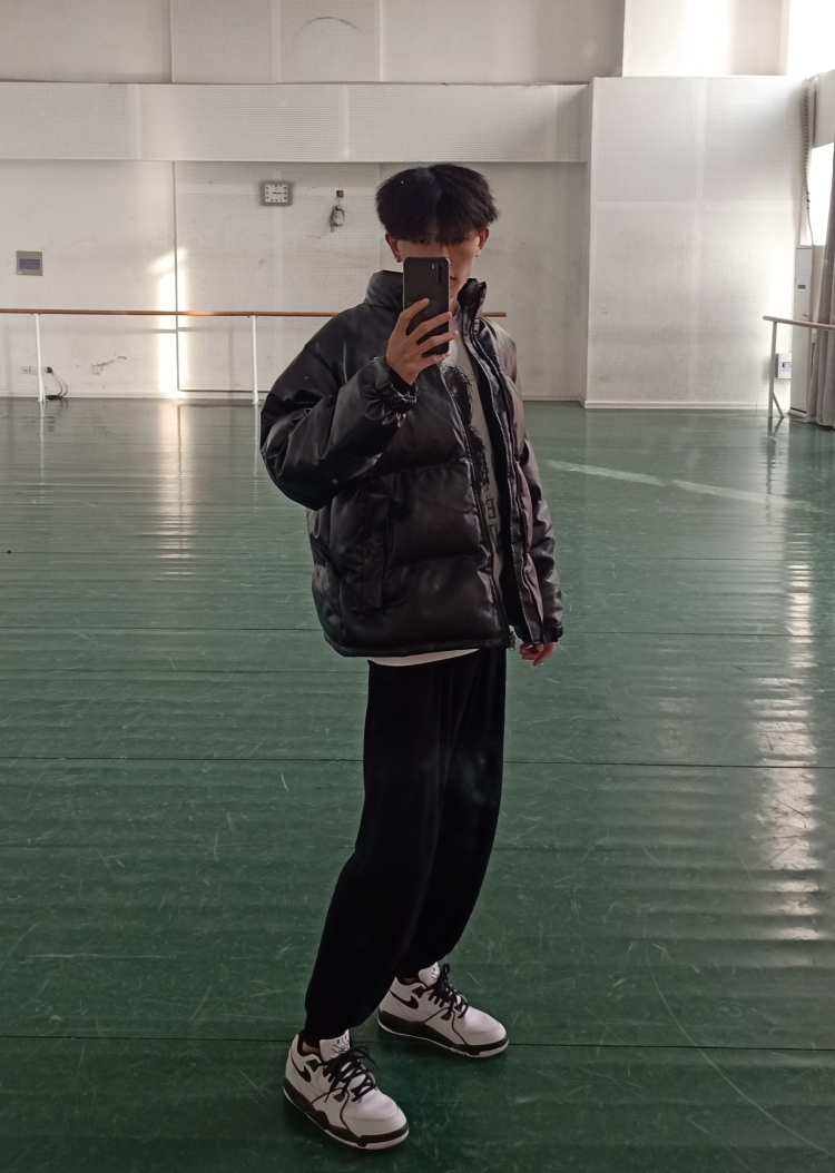 桃木-江苏省·宿迁市·宿城区-抖音 *** 快手-迪迦出售 挣点生活费,但是一直没有买到房子 会穿搭 会拍照 颜值高 高质量