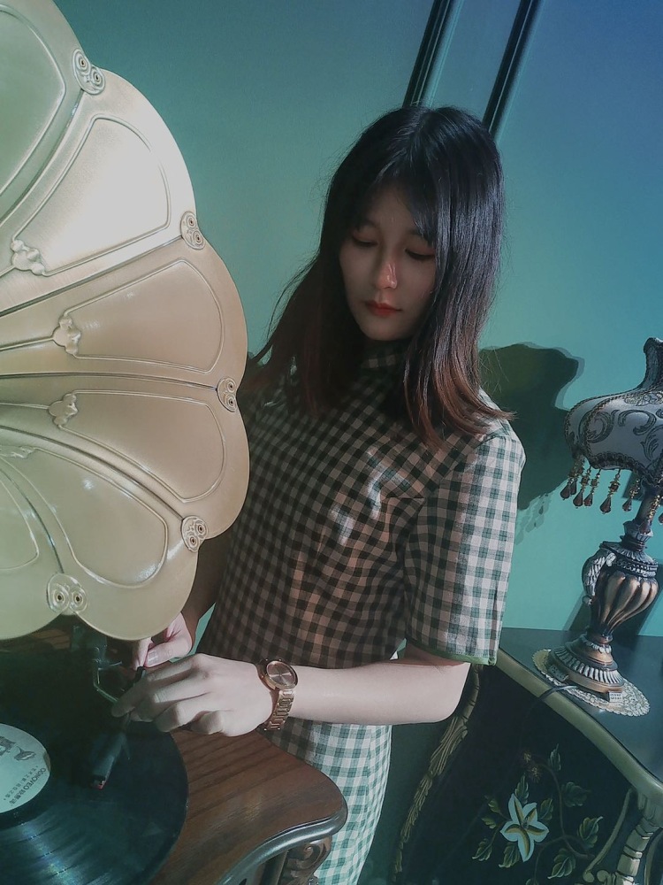 九千七-海南省·海口市·美兰区-微博,***-160身高,92斤妹子,网拍寄拍都可,只要给我一个机会,佣金多少无所谓