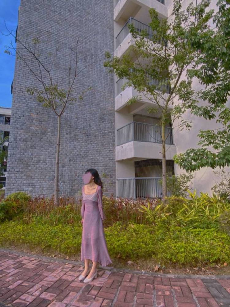 十一-广东省·佛山市·南海区--模特，形体，舞蹈爱好者
喜欢穿搭p图拍照
专业有摄影课
会拍会穿五官端正
各种风格都可以
甜美 温柔 甜酷 复古
身高167体重90腰围57
不拍私房不拍过于暴露