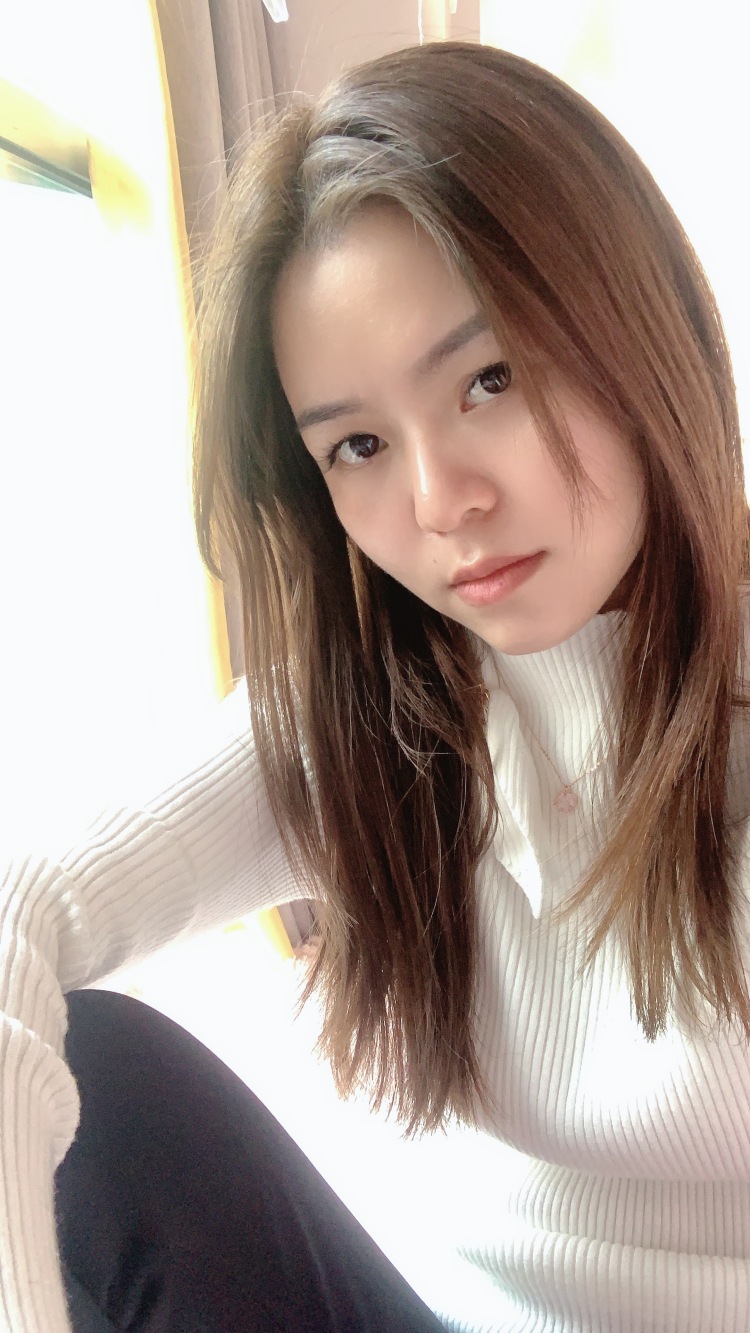 💋Shirley 🍀小玲จุ๊บ-广东省·佛山市·禅城区-微博  抖音-小个子女 爱拍照 爱购物 晒单 
被身高耽误了的模特！哈
高冷型又可带可爱型 简称可甜可咸
日常可素可妆 自信！哈
小可爱 关注质感穿搭 保持开朗心态