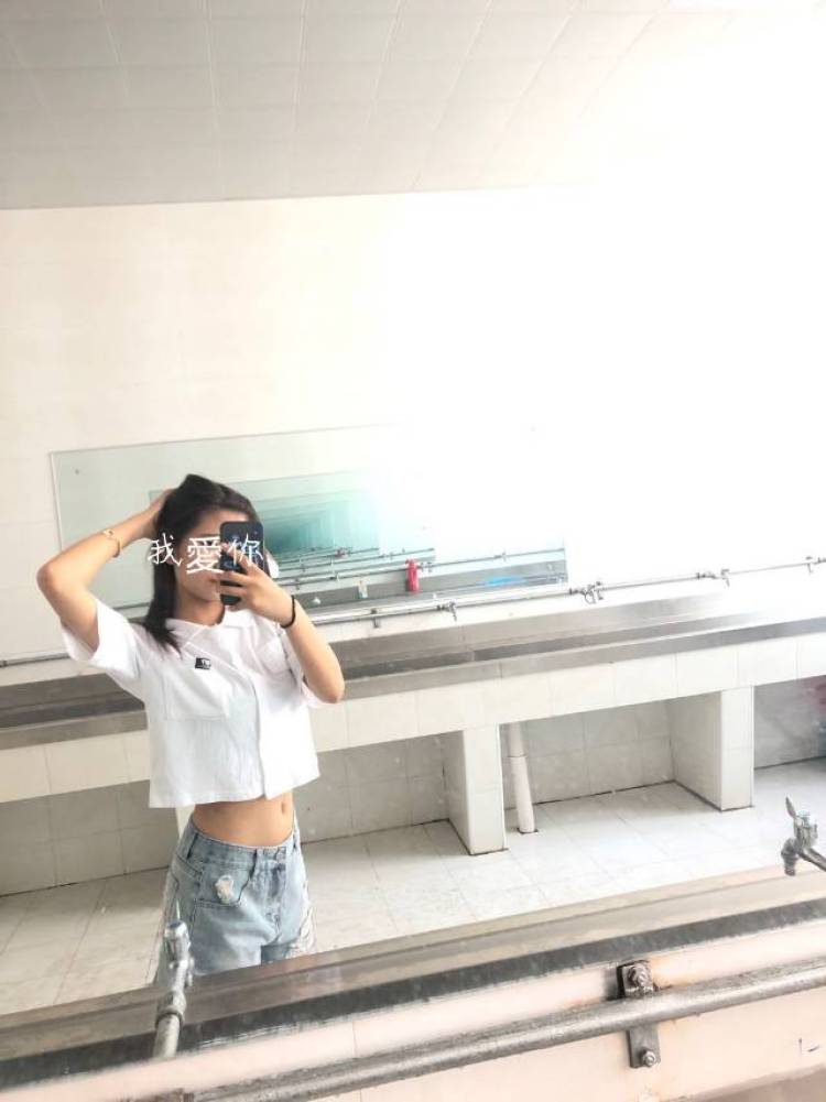 🌸-吉林省·松原市·长岭县--新人试拍，可买家秀，会p图，支持寄拍衣服 鞋子 包包  项链等  本人身高170 体重45.20㎏
