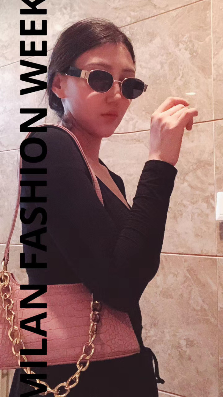 🌸小小香🌸-北京市·北京市·朝阳区--喜欢挑战自己，喜欢拍照，喜欢购物的80后宝妈，网拍、寄拍各种拍，请给新人一个机会。