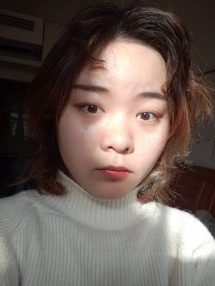 凉-河南省·洛阳市·吉利区-***-买家秀,开箱测评,试衣模特,种草好物,
平面模特
喜欢拍照
喜欢尝试不同的拍摄风格
