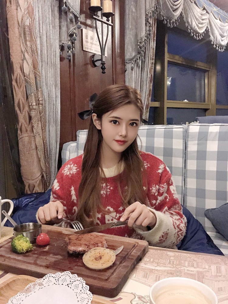 温暖的大兔子🐰-山东省·德州市·德城区--会拍优质买家秀，可以视频带货，介绍以及种草，接诚信合作单，有意者可以来私信，快手平台拥有50万➕粉丝