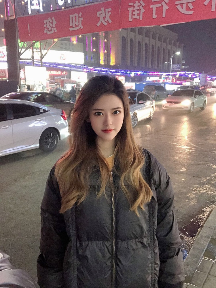 温暖的大兔子🐰-山东省·德州市·德城区--会拍优质买家秀,可以视频带货,介绍以及种草,接诚信合作单,有意者可以来私信,快手平台拥有50万➕粉丝