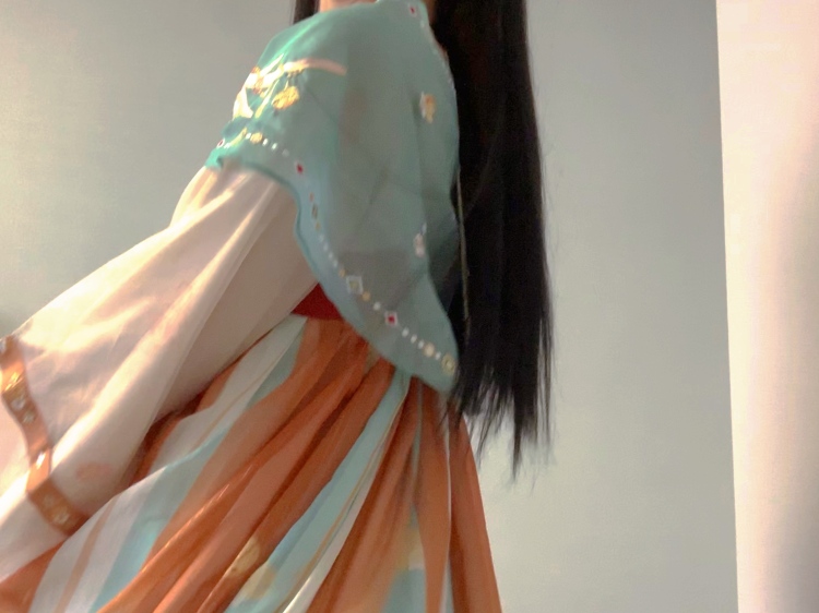 小a-黑龙江省·哈尔滨市·通河县-微博-接买家秀
身高163,体重87斤
风格:古风、甜酷风、jk、韩系均可
会p图