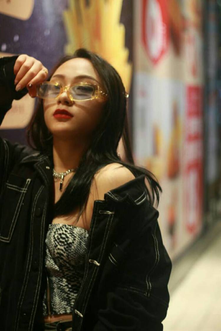 小美好-广东省·揭阳市·榕城区--是个业余摄影师 平时喜欢拍照 想做网拍接单 希望品牌方能多关注一下我 充实我的业余生活 也为你们带来便利 谢谢！