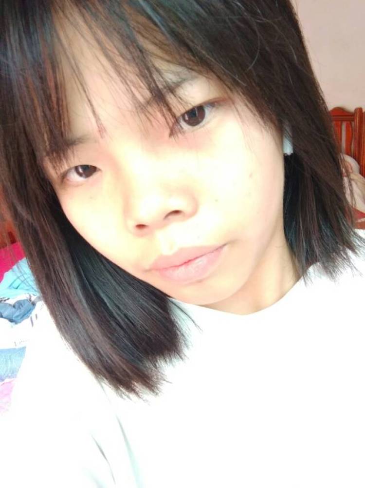 .-广西壮族自治区·来宾市·兴宾区--我没有什么特长 也没有什么才艺我的职业是学生 我的兴趣爱好是拍照   我的梦想是以后要当一名医生  接单范围我都可以 只要不太过分.