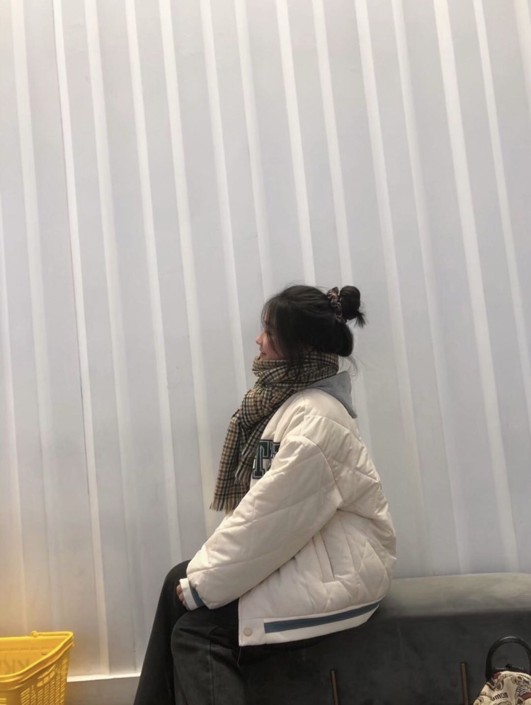 养猪的仙女~-江苏省·宿迁市·宿城区-抖音、快手、***、微博-我的特长是画画,拍照,学习的是平面设计会ps,兴趣爱好是 画画和拍照修图,可以接一些买家秀和网图.