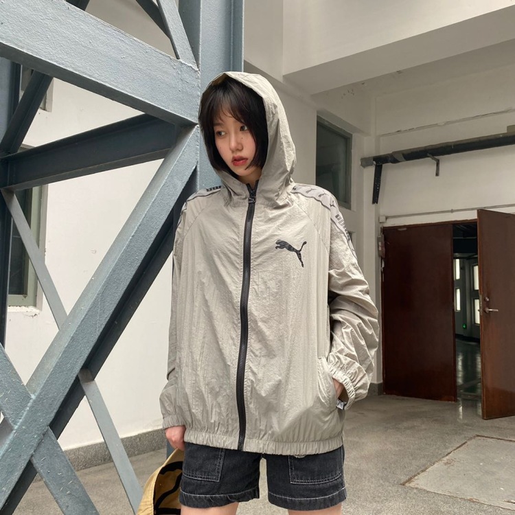 🌙-江苏省·常州市·天宁区--淘宝/档口模特 任何风格都可价格其实可商(简单的更便宜)脸蛋娃娃 身材纤细 脾气好好说话 比较好奇来玩一下这个哈哈但是绝对负责哈166cm 45kg