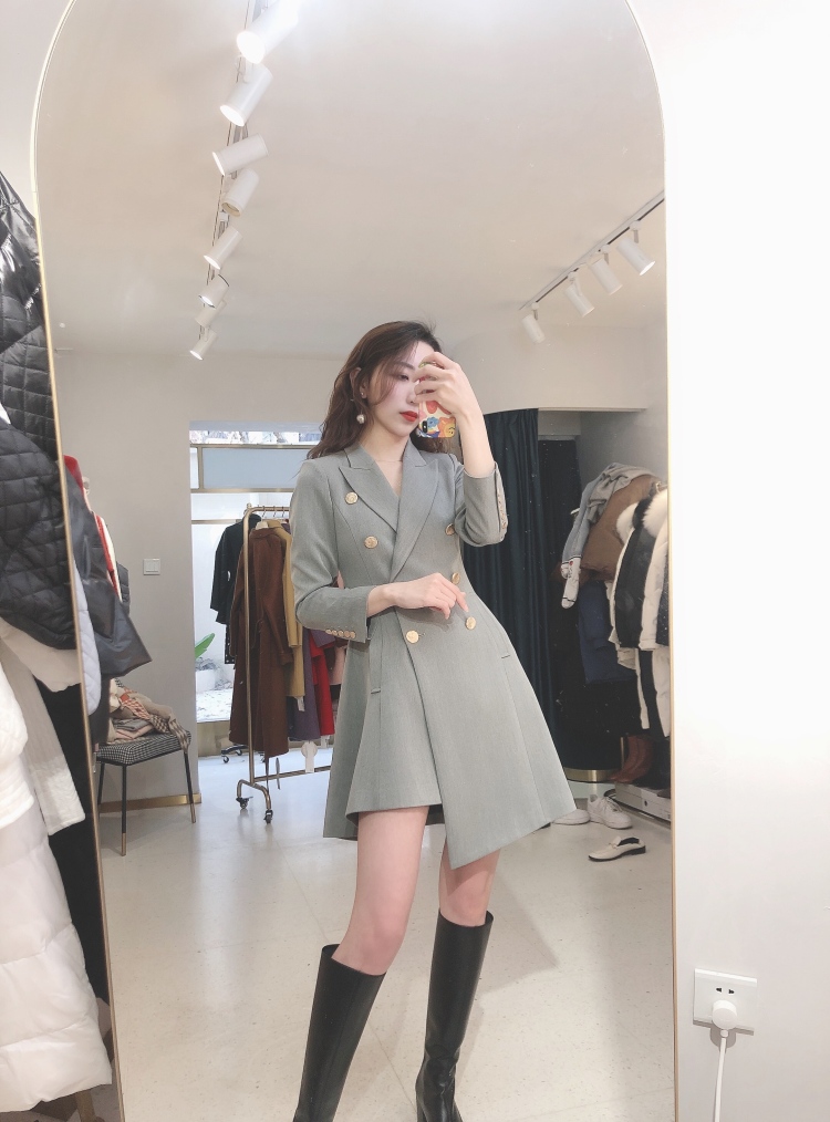 大娱-Jenny-江苏省·南京市·秦淮区-抖音、微博、***-大娱新媒体项目经理
6年经验车展商演活动主持人
品牌合作主播
有大量高端品质品牌资源可做品牌联动,网红大v资源
求品牌合作'~ 联系