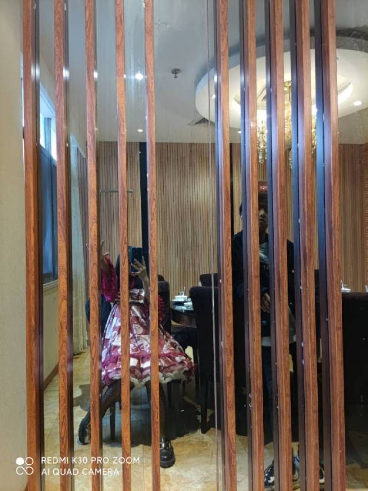 妹妹-河南省·信阳市·商城县-快手-emmm…新手,会拍照修图,想尝试一些网拍,衣服鞋子项链包包都行啊