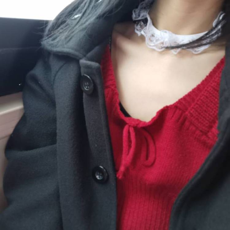 妹妹-河南省·信阳市·商城县-快手-emmm…新手,会拍照修图,想尝试一些网拍,衣服鞋子项链包包都行啊