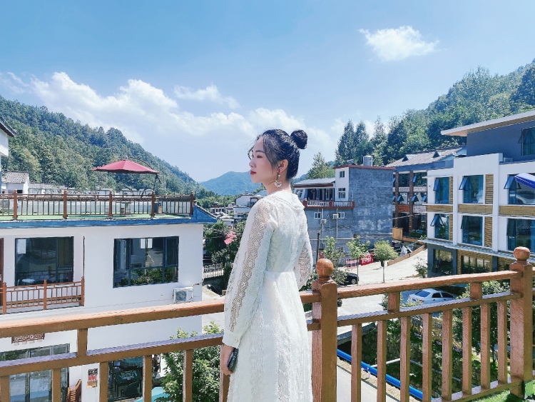 要小妖-河南省·开封市·尉氏县--买家秀寄拍,身高165体重110,会拍照会修图,可接受多种风格